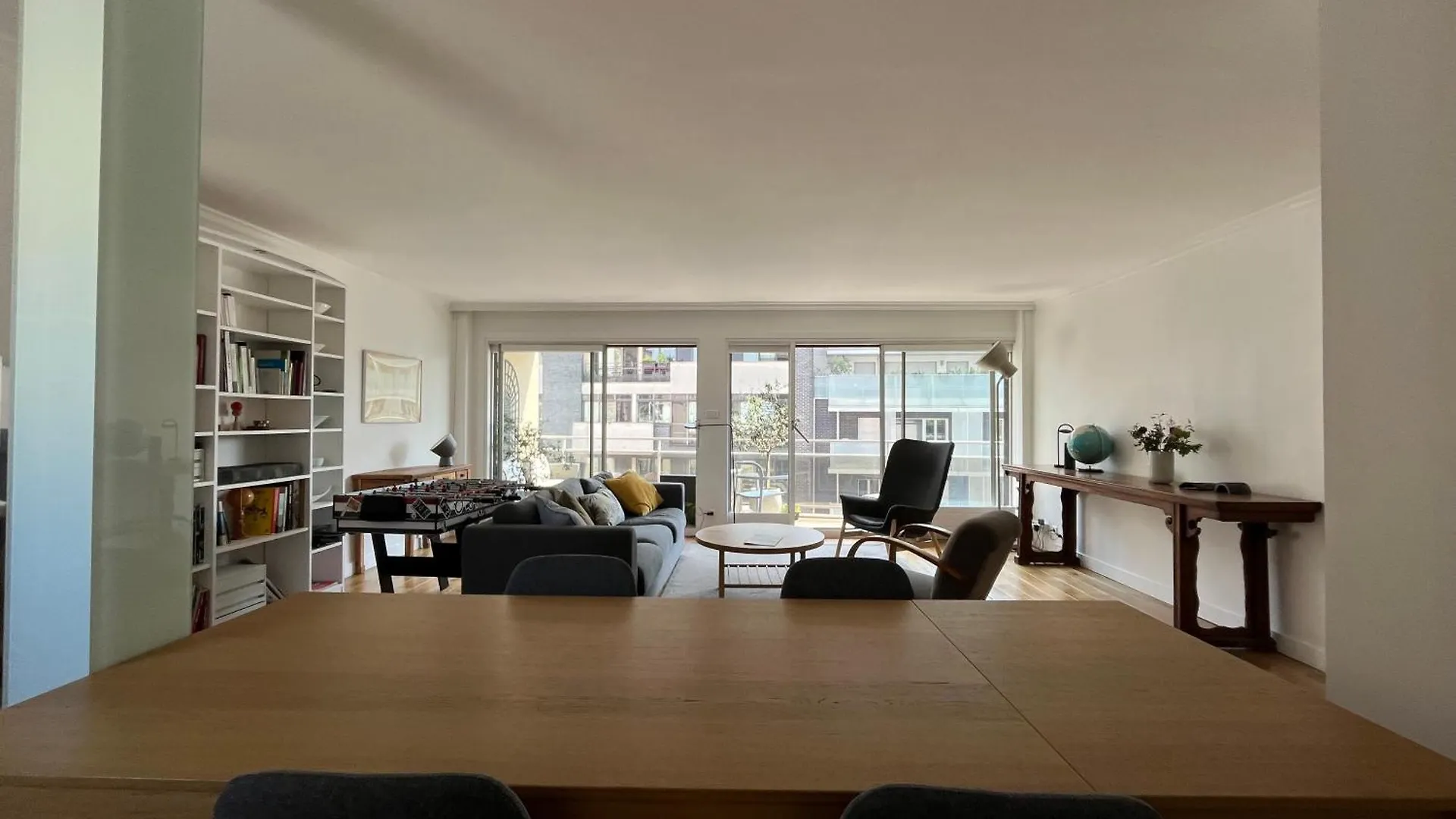 Grand Bright Appartment-4bdr-130m2 Parijs